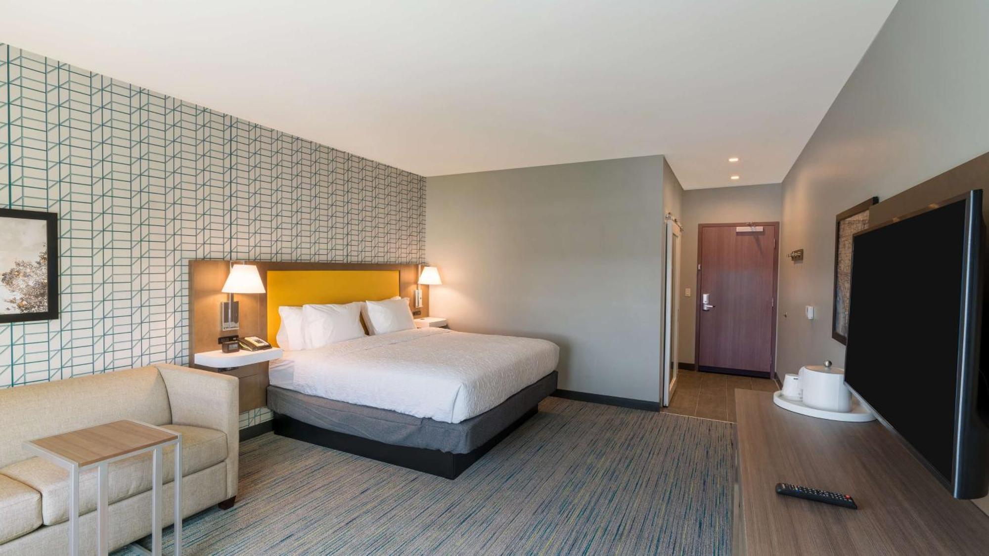 Hampton Inn Riverside Downtown Экстерьер фото